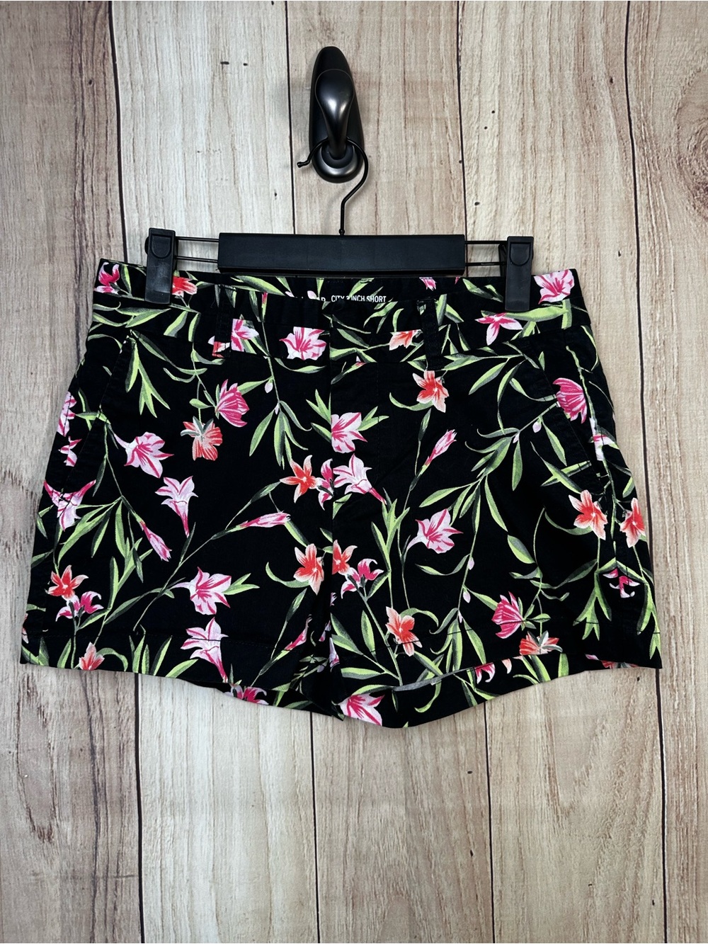 GAP Khakis by Gap Black Floral Cotton-Blend Bermuda Shorts